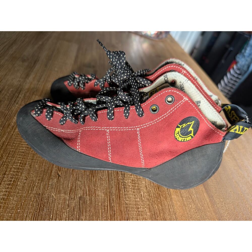 🔥RARE VINTAGE La Sportiva Enduro High-Top Rock Climbing Shoes (Model 6810) - Picture 3 of 9